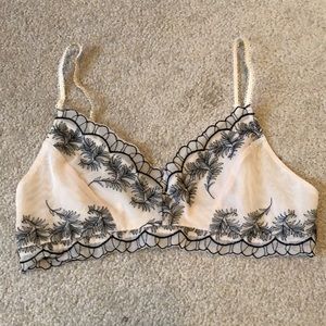 Urban Outfitter Scalloped Bralette